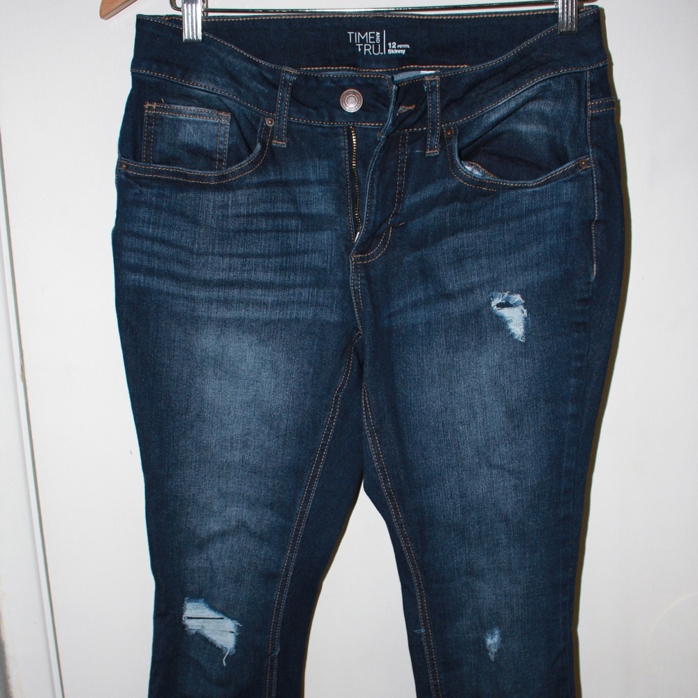Time & Tru Ripped Skinny Jeans